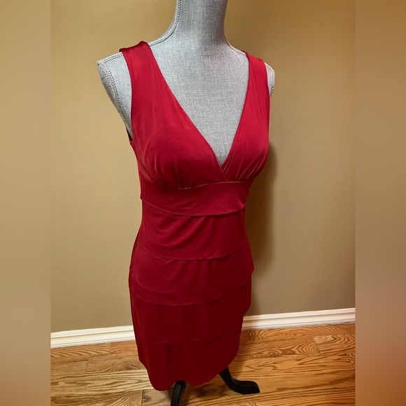 Red V Neck Dress - Picture 10 of 10